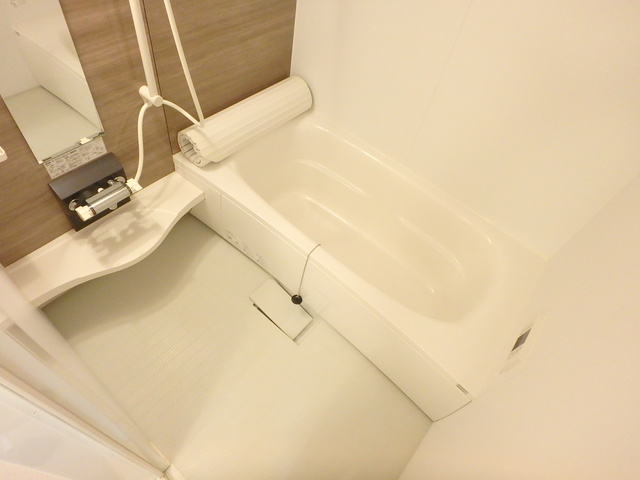 バス・シャワールーム　バスルーム広い！
