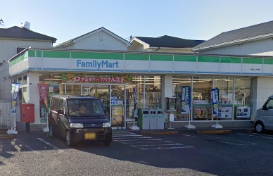 コンビニ　ファミリーマート　綾瀬上土棚店（コンビニ）まで388m