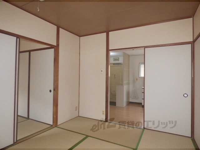 居室・リビング　リビング