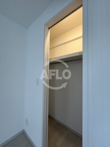 収納　アドバンス江坂東デパール　ウォークインクローゼット