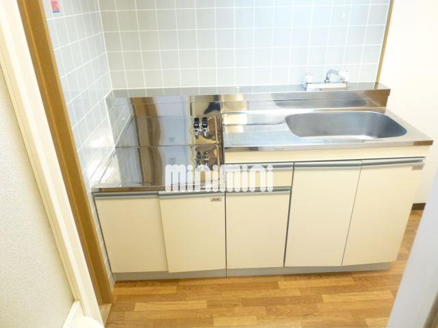 キッチン　キッチンは２口ガスコンロが置けます。