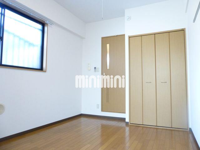 居室・リビング　ちょっと広めの室内です。