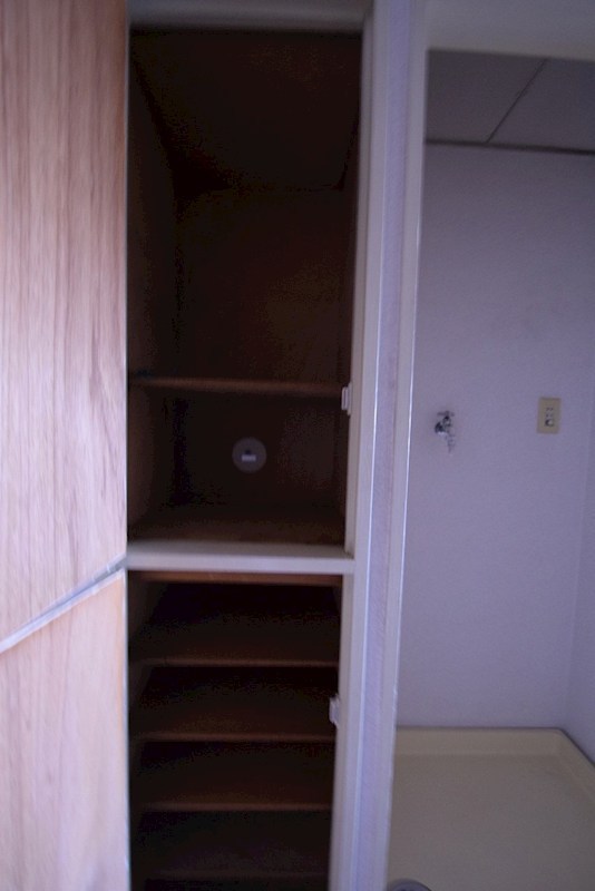 収納　別室参照