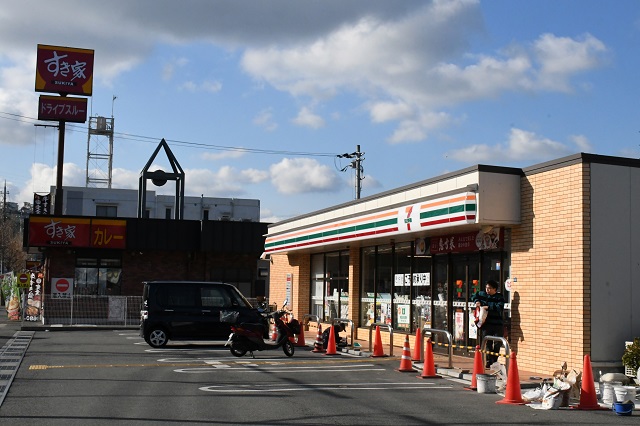 コンビニ　セブン-イレブン神戸本多聞１丁目店（コンビニ）まで264m