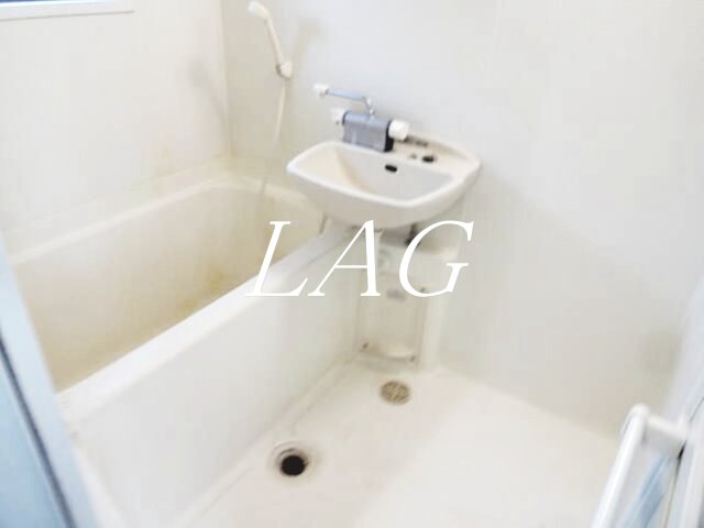 バス・シャワールーム　お風呂です。