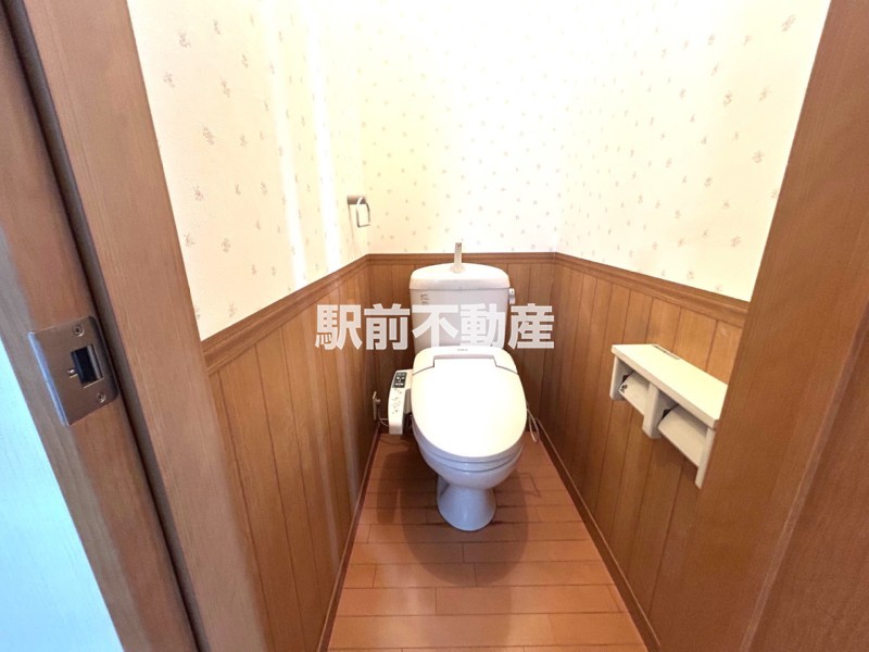 トイレ　ウォシュレット付です♪