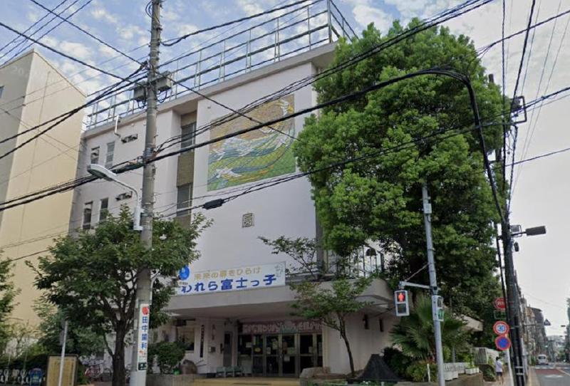 小学校　台東区立富士小学校（小学校）まで220m