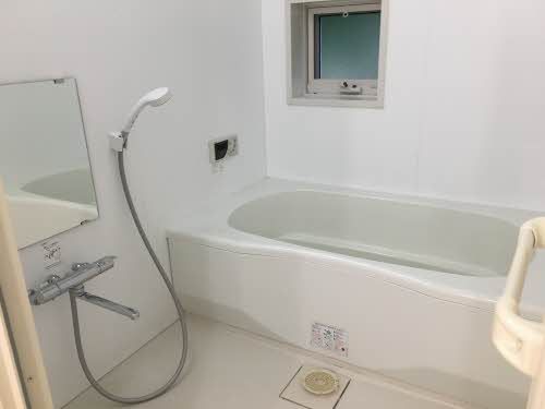 バス・シャワールーム　浴室