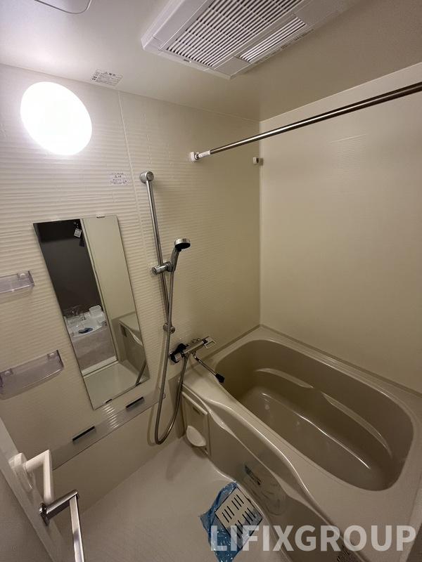 バス・シャワールーム　風呂