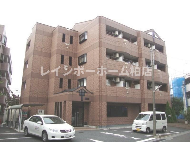 エントランス　建物の内部です