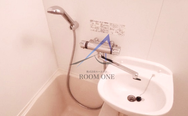 バス・シャワールーム　お風呂です。