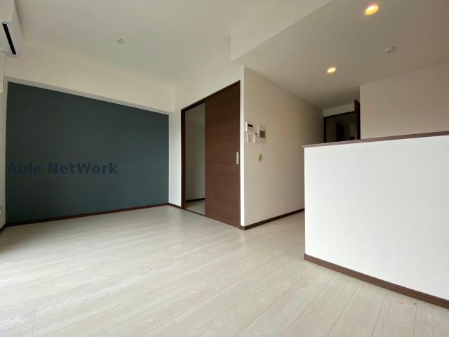 居室・リビング　※同型反転・現況優先