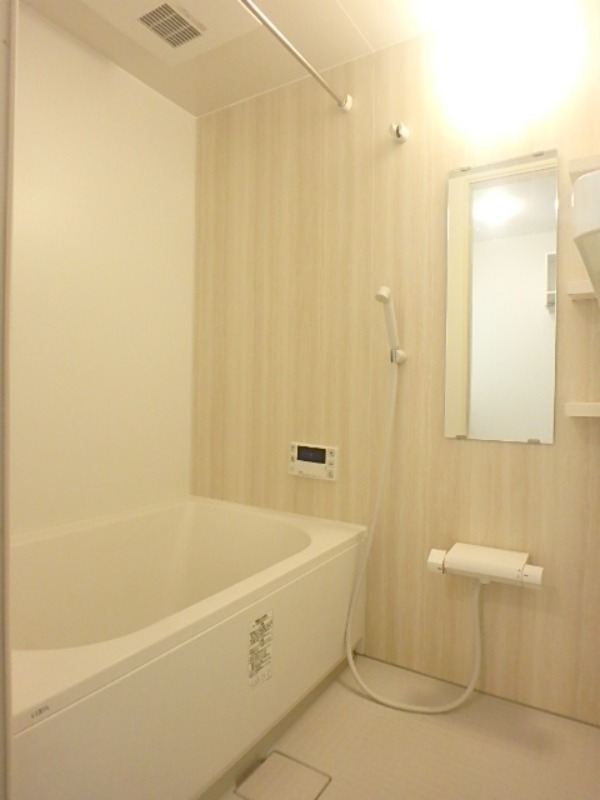 バス・シャワールーム　図面と現状に相違がある場合には現状を優先