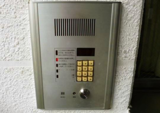 セキュリティ　オートロックがあるので女性の方も安心です