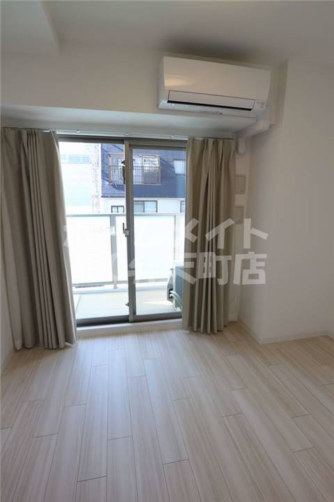 居室・リビング　おしゃれな居間です