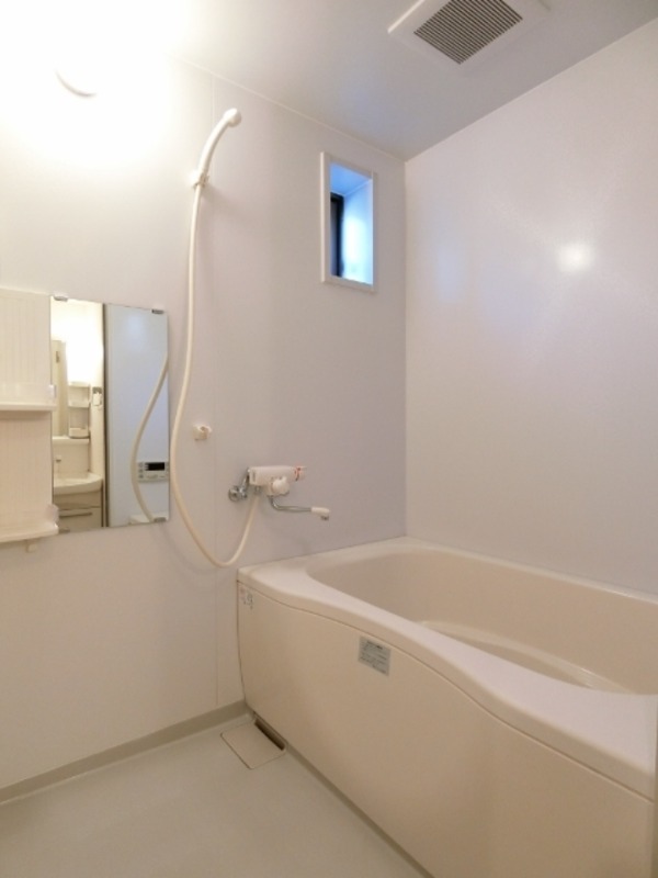 バス・シャワールーム　図面と現状に相違がある場合には現状を優先