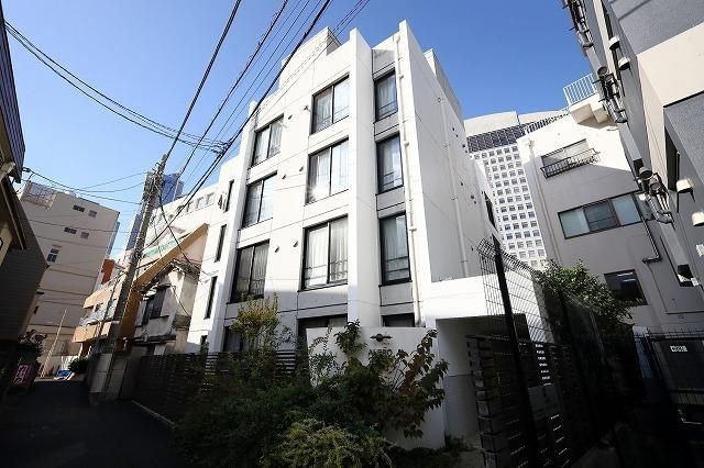 建物外観　落ち着いた雰囲気の外観です