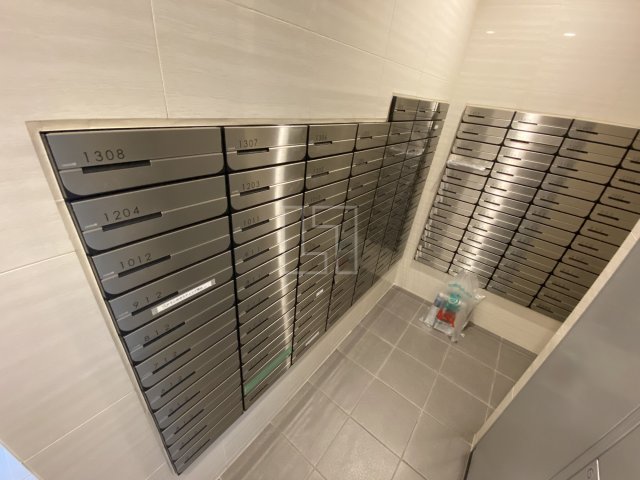 その他共有部分　プレサンスOSAKADOMECITYワンダー　メールボックス