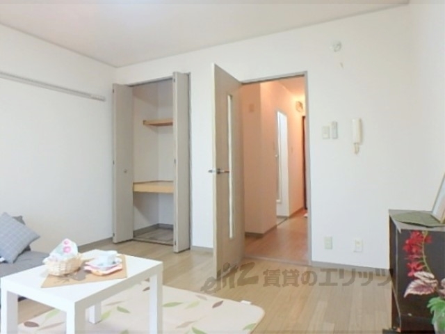 居室・リビング　洋室