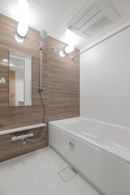 バス・シャワールーム