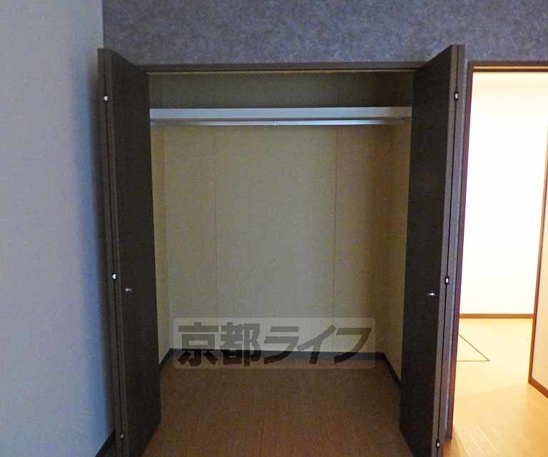 収納　広々とした収納です。