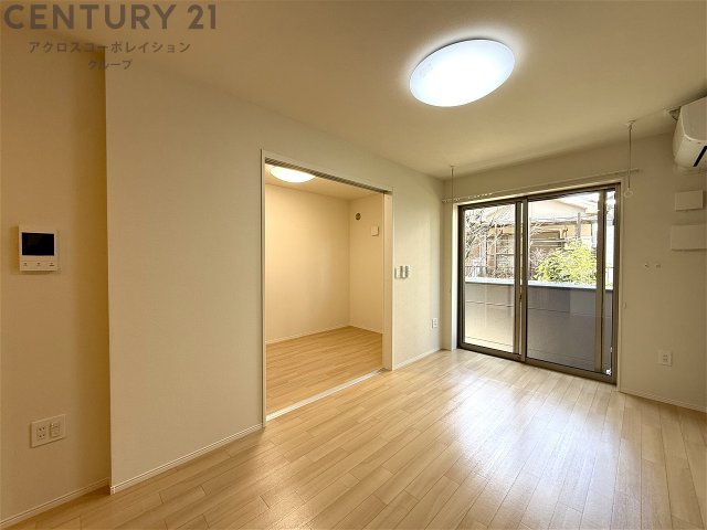 居室・リビング　エアコン付き☆