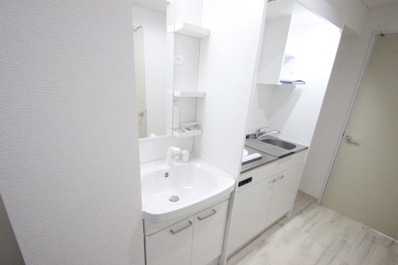 洗面設備　※別部屋の写真です