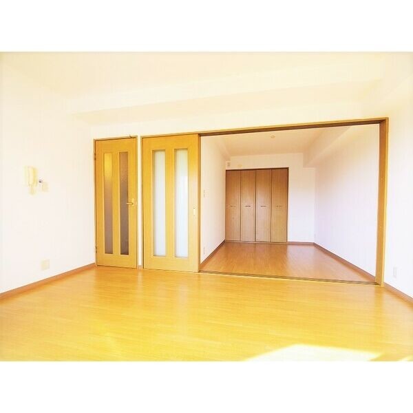 居室・リビング　同型イメージ