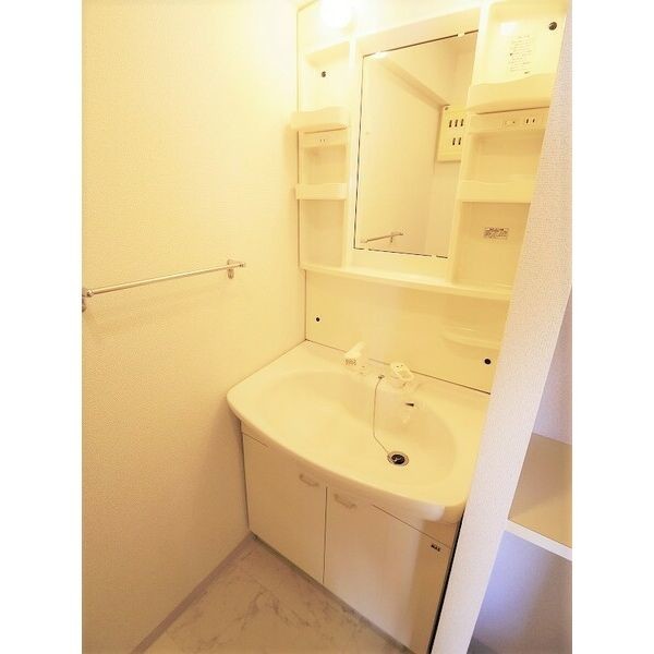 洗面設備　同型イメージ