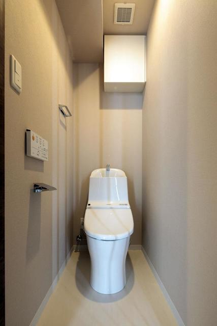 トイレ　※写真は同タイプ住戸です。