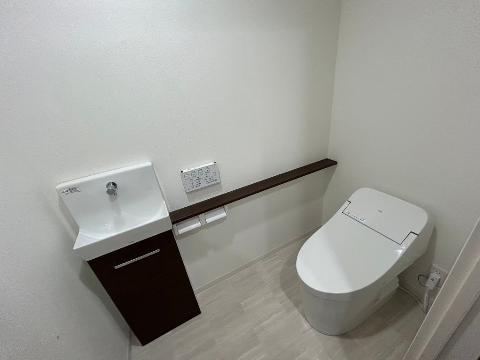 トイレ　シャワー付トイレ（イメージ）