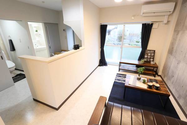 居室・リビング　モデルルームの写真です