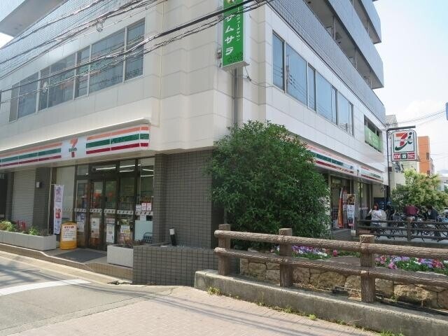 コンビニ　セブン-イレブン 茨木宮元町店（コンビニ）まで418m