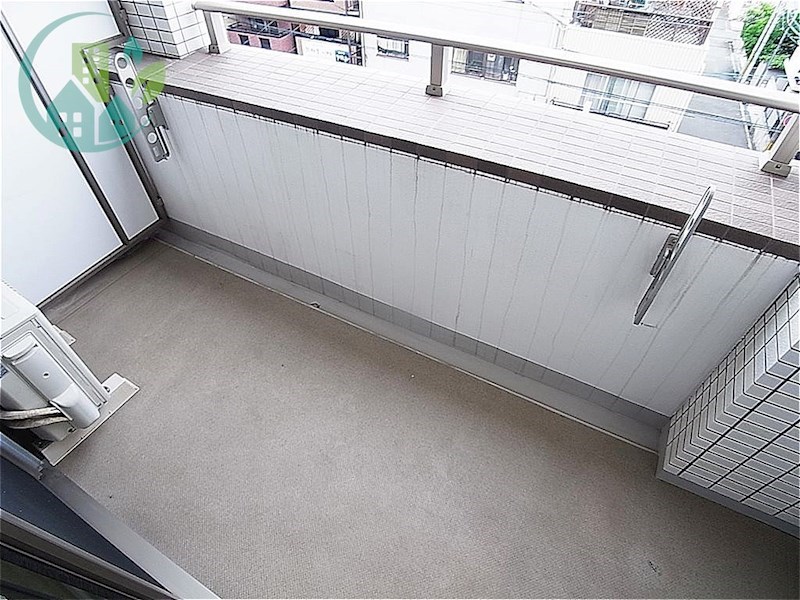 バルコニー　ラウル六甲道(１Ｇネット無料)