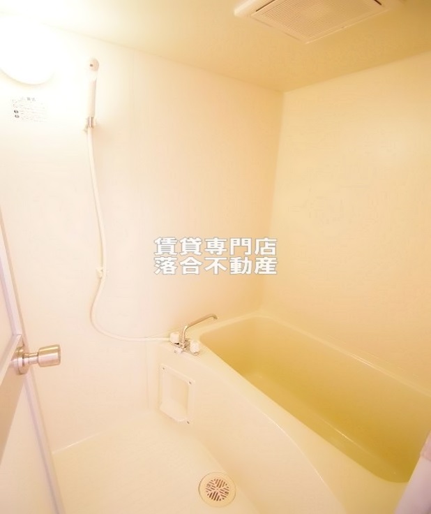 バス・シャワールーム　ゆったり過ごせるお風呂