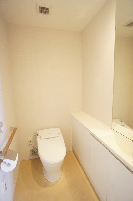 トイレ　※前回募集時の写真です