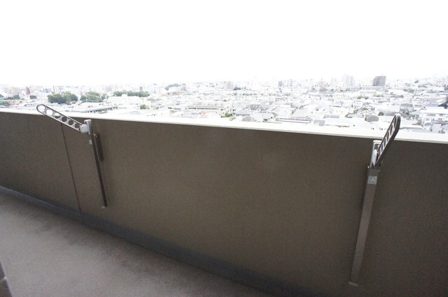 バルコニー　※前回募集時の写真です