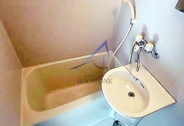 バス・シャワールーム　お風呂です。