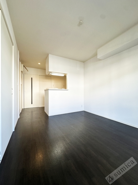 居室・リビング　対面式キッチン・明るいリビングです♪♪