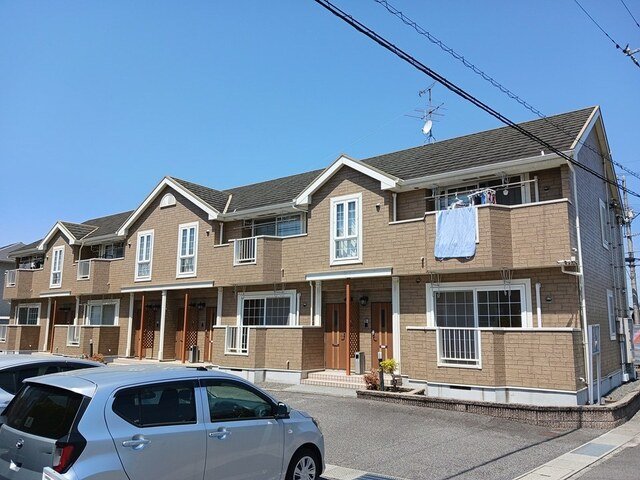 建物外観　落ち着いた雰囲気の外観です