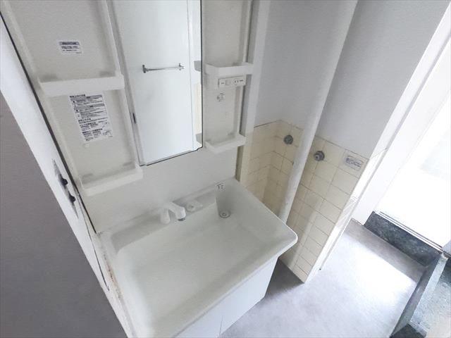 洗面設備　シャンプードレッサー