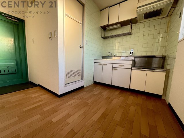 居室・リビング　角部屋住戸で過ごしやすく、おすすめです。