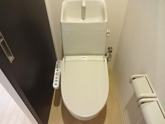 トイレ　シャワー付トイレ