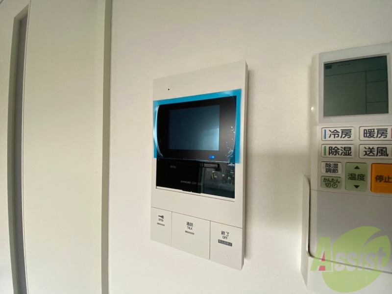 セキュリティ　ＴＶモニター付インターホンです。来客者の顔が見えるので安心！