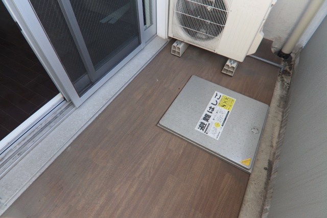 バルコニー　※別室の参考写真の為、現況優先です。