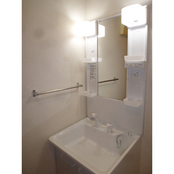洗面設備　同一タイプ※備品除く