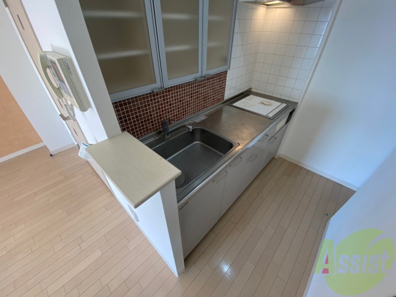 キッチン　キッチンは調理スペースもあり料理がはかどりそうです。