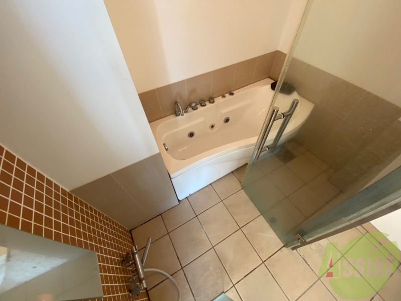 バス・シャワールーム　お風呂になります。一日の疲れを癒してくださいね。