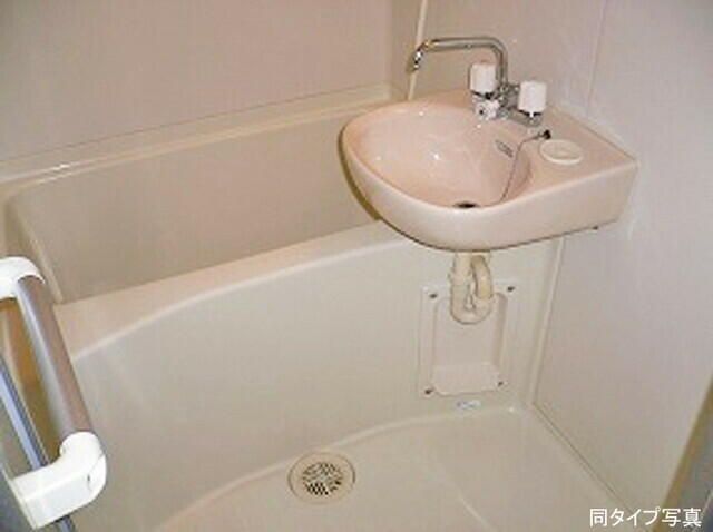 バス・シャワールーム　☆ゆったりくつろげるお風呂☆