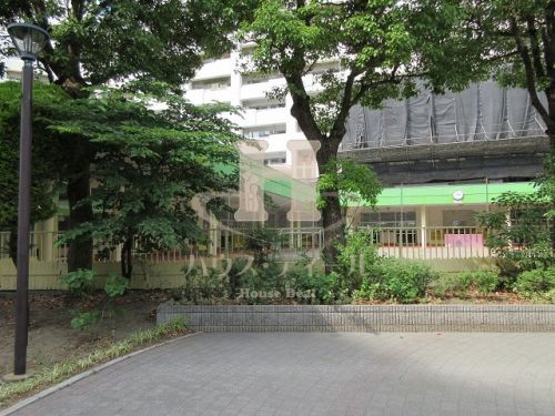 幼稚園・保育園　芝園幼稚園（幼稚園・保育園）まで385m